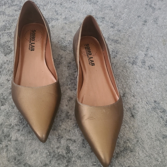 Soho Lab gold flats - Picture 2 of 4